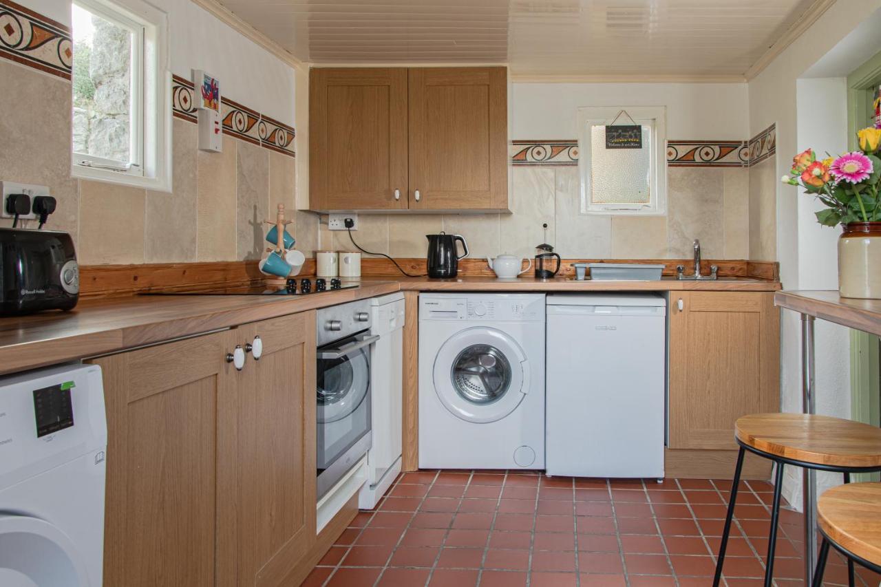1844 Seascape Is Located On The Wild Atlantic Way Holiday home