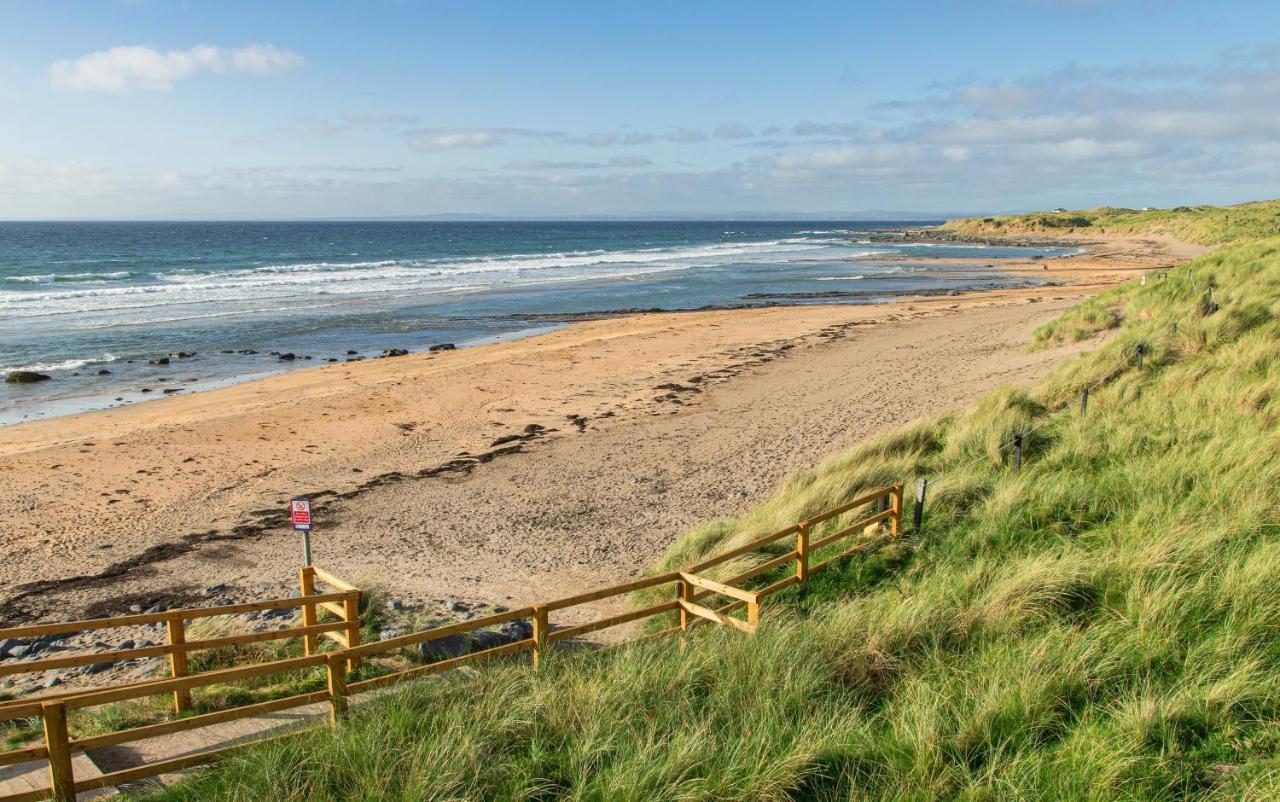 1844 Seascape Is Located On The Wild Atlantic Way