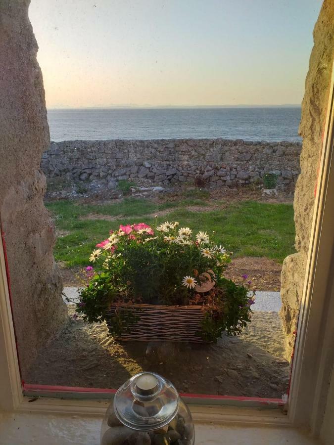 1844 Seascape Is Located On The Wild Atlantic Way