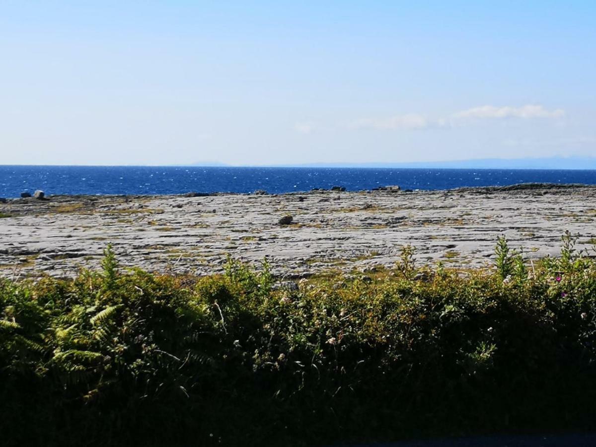 1844 Seascape Is Located On The Wild Atlantic Way *