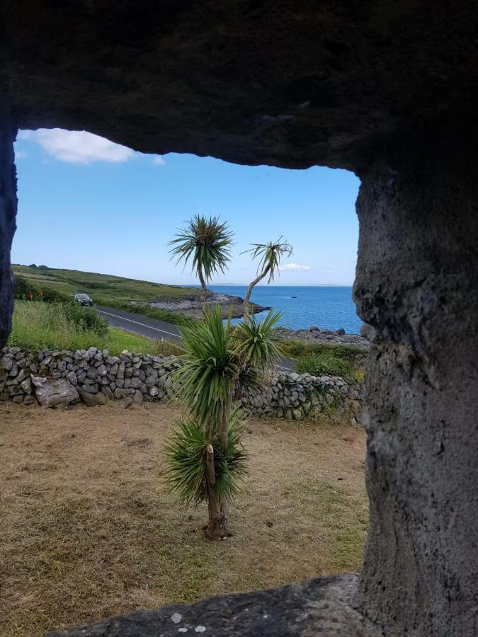 Holiday home 1844 Seascape Is Located On The Wild Atlantic Way *
